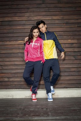 adidas Neo label 彭于晏與Angelababy在秋冬品牌大片中穿上以經(jīng)典絨面革為設(shè)計(jì)主軸的藍(lán)紅BB NEO高幫鞋，呈現(xiàn)亮眼的運(yùn)動(dòng)休閑風(fēng)格傾情演繹NEO秋冬新品服裝造型